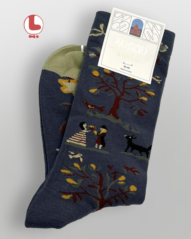 جوراب زنانه moxiao ماکسیو طرح زن و مرد در جنگل Man and woman in the forest